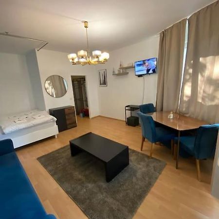 Apartment With Balcony برلين المظهر الخارجي الصورة